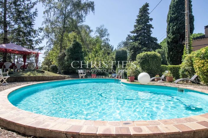 Image No.2-5 Bed House for sale