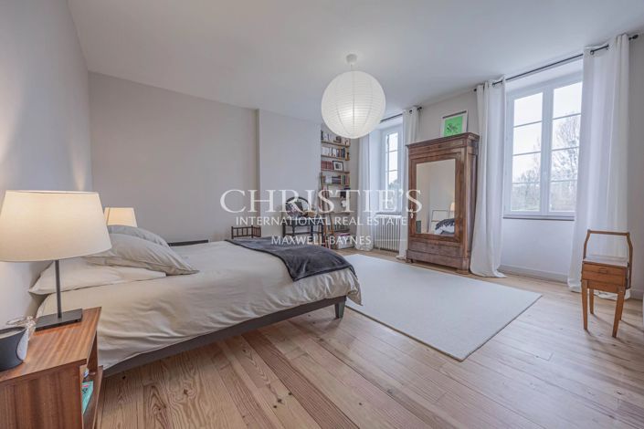 Image No.9-4 Bed House for sale