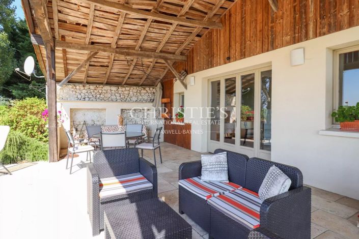 Image No.4-5 Bed House for sale