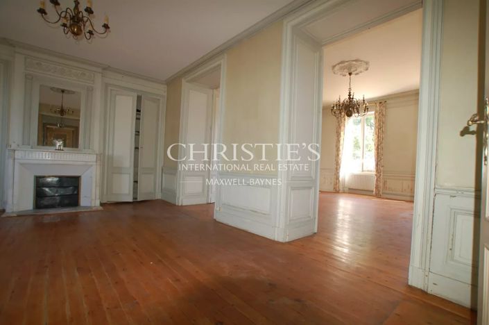Image No.9-House for sale