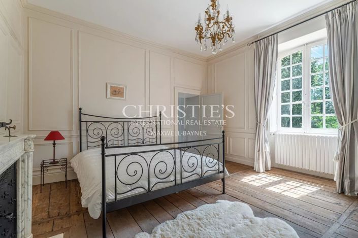 Image No.25-16 Bed House for sale