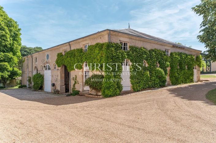 Image No.7-16 Bed House for sale