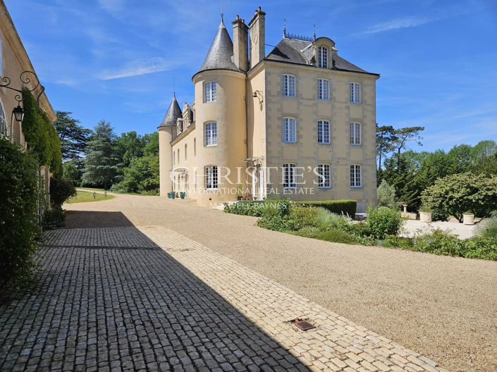 Image No.8-16 Bed House for sale