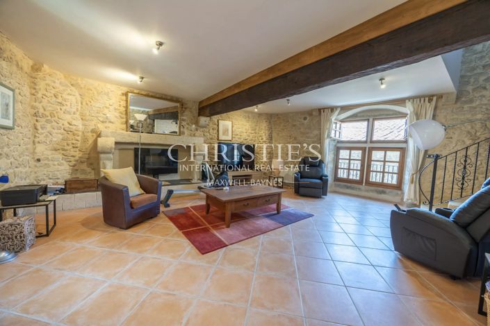 Image No.12-5 Bed House for sale