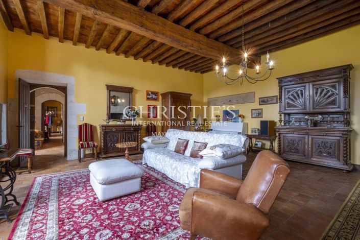 Image No.14-Propriété de 4 chambres à vendre