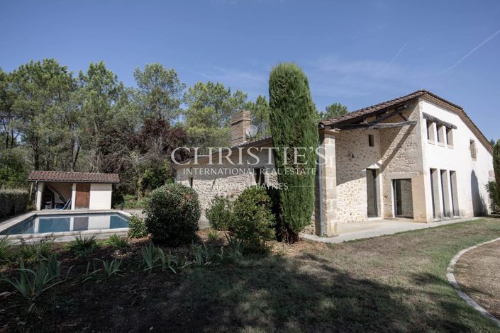 Image No.19-7 Bed House for sale