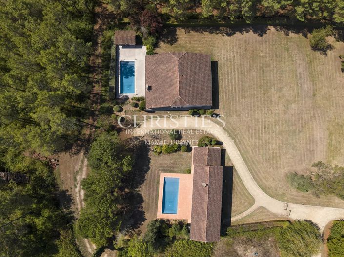 Image No.5-7 Bed House for sale