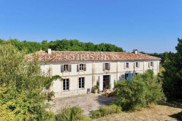 Image No.2-6 Bed House for sale