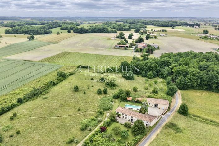 Image No.41-6 Bed House for sale