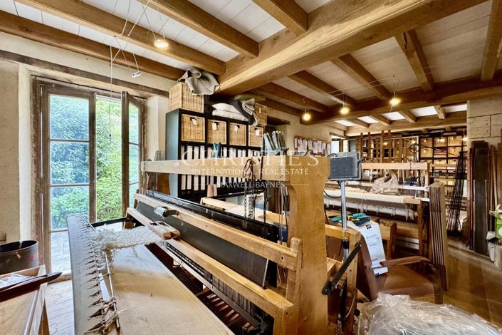 Image No.50-6 Bed House for sale