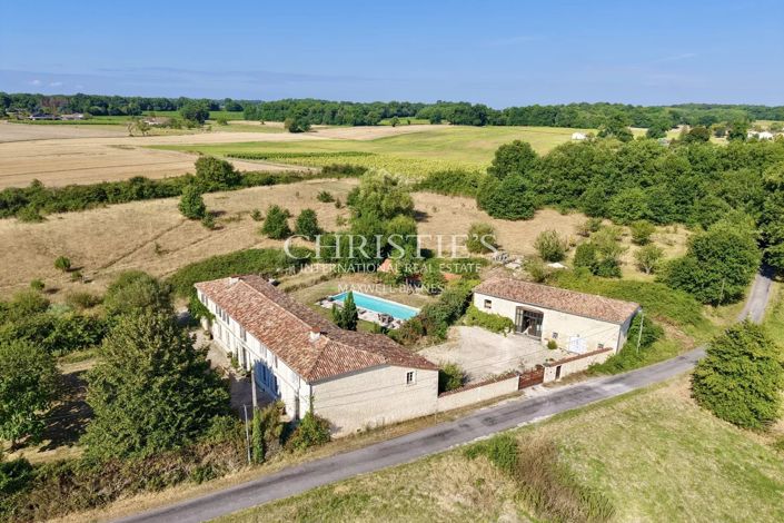 Image No.56-6 Bed House for sale