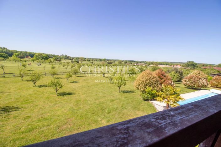 Image No.17-3 Bed House for sale