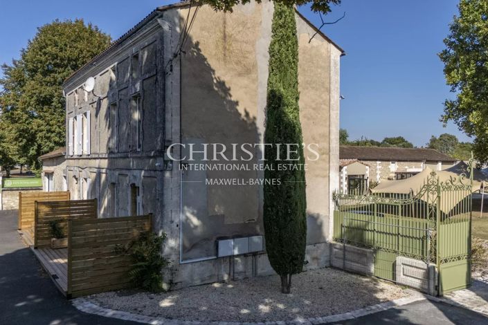 Image No.45-13 Bed Property for sale