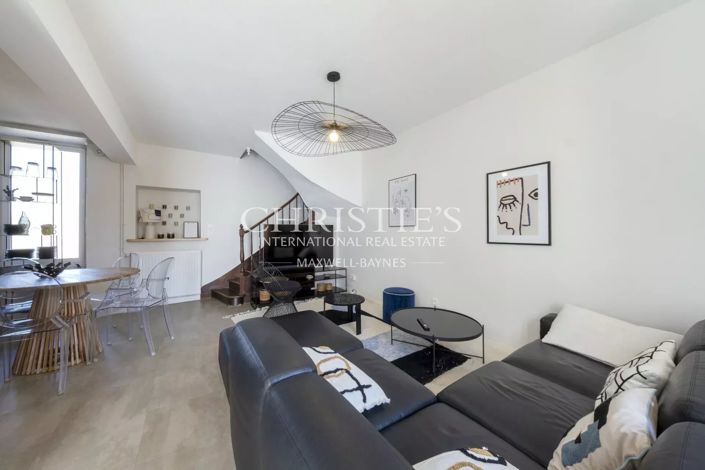 Image No.47-13 Bed Property for sale