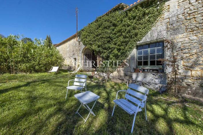 Image No.30-Propriété de 8 chambres à vendre