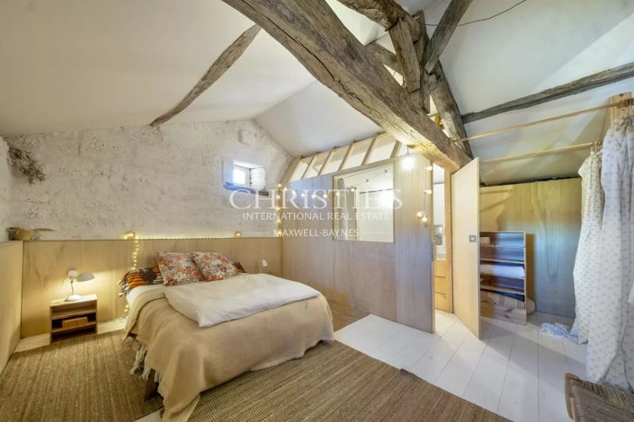 Image No.37-Propriété de 8 chambres à vendre
