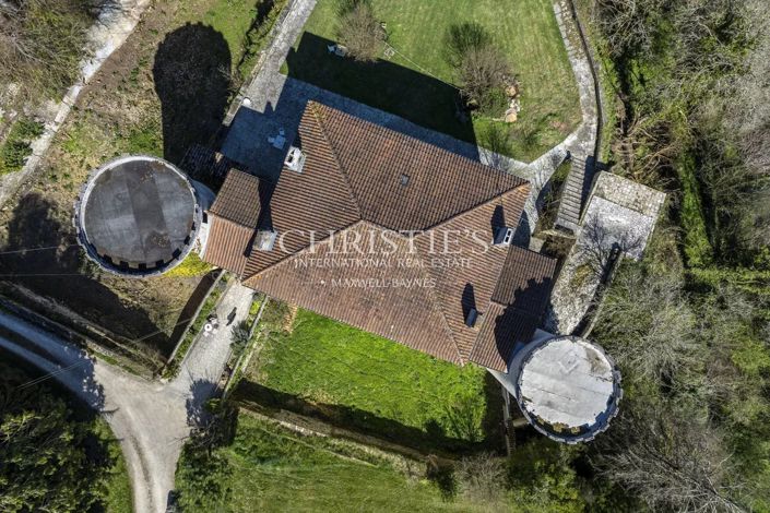 Image No.43-Propriété de 8 chambres à vendre