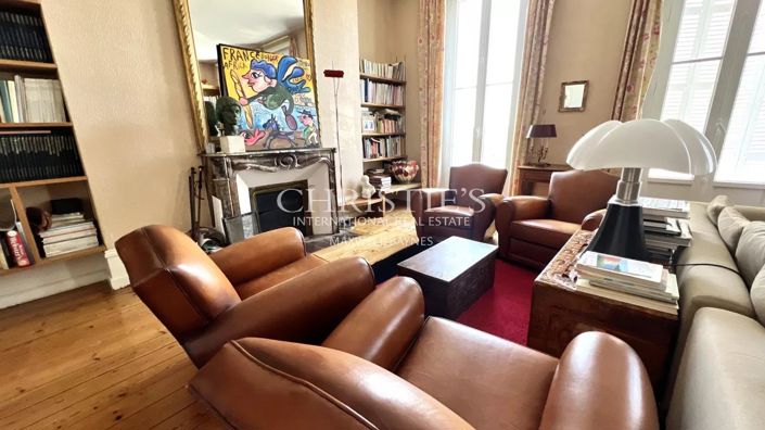 Image No.2-6 Bed House for sale