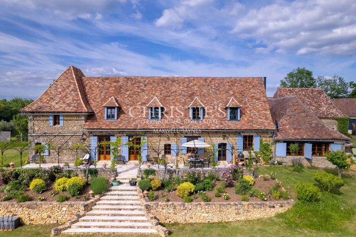 Image No.2-6 Bed House for sale