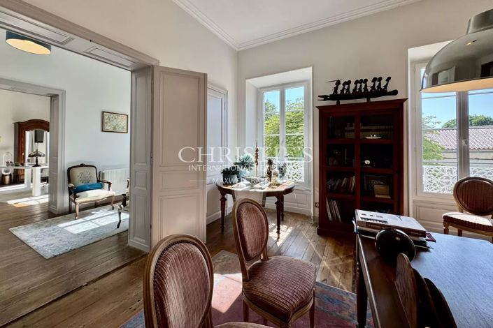 Image No.23-7 Bed House for sale