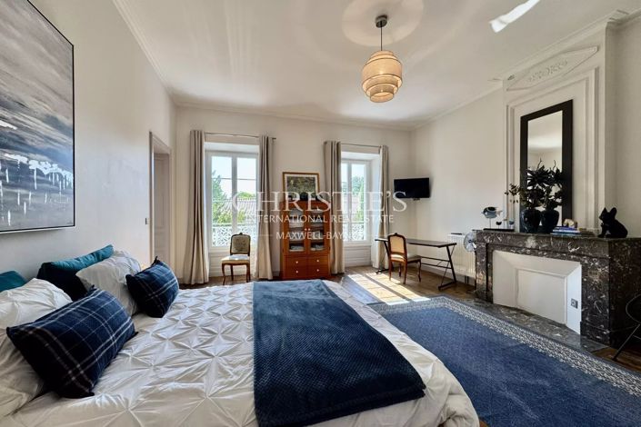Image No.31-7 Bed House for sale