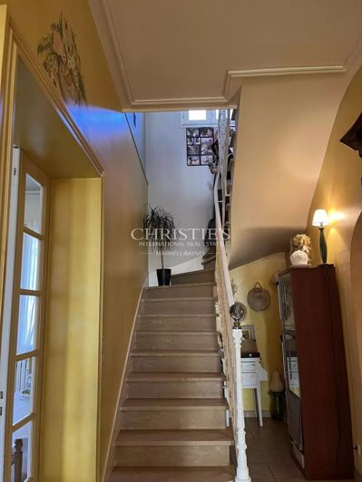 Image No.12-3 Bed House for sale