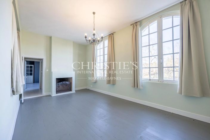 Image No.26-7 Bed House for sale
