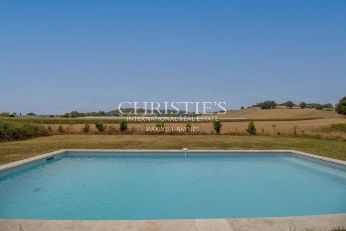 Image No.3-6 Bed House for sale