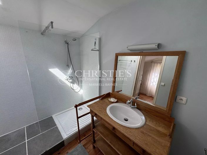 Image No.32-4 Bed House for sale