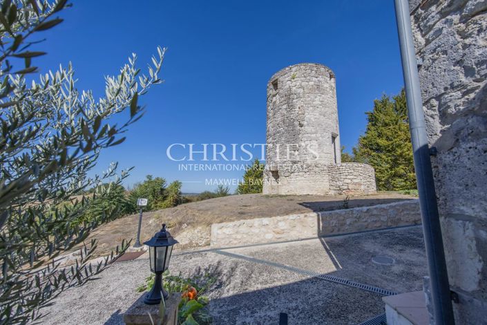 Image No.24-3 Bed House for sale