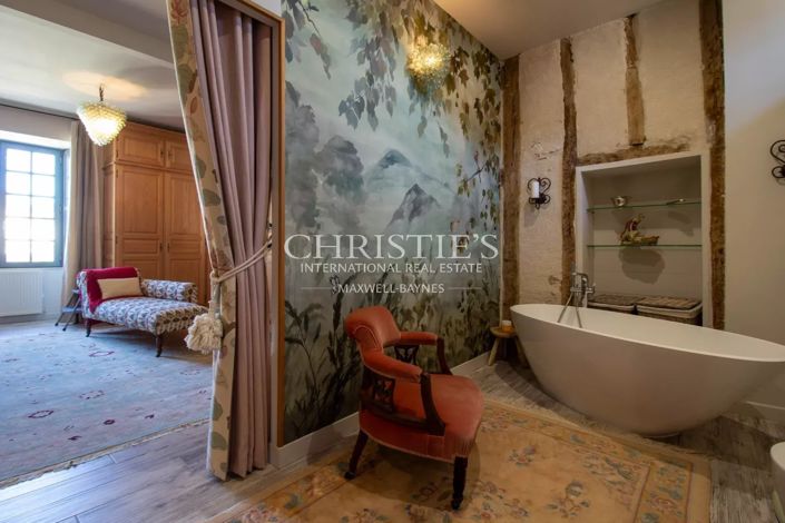 Image No.16-4 Bed House for sale