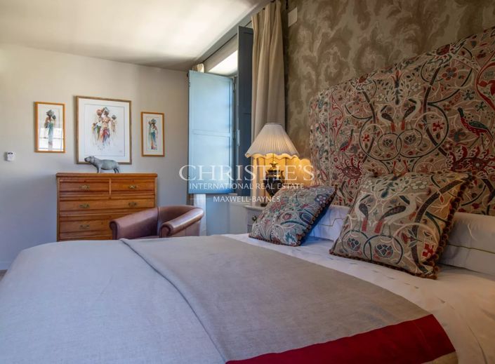 Image No.18-4 Bed House for sale
