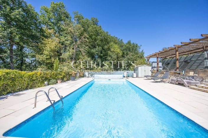 Image No.17-7 Bed House for sale