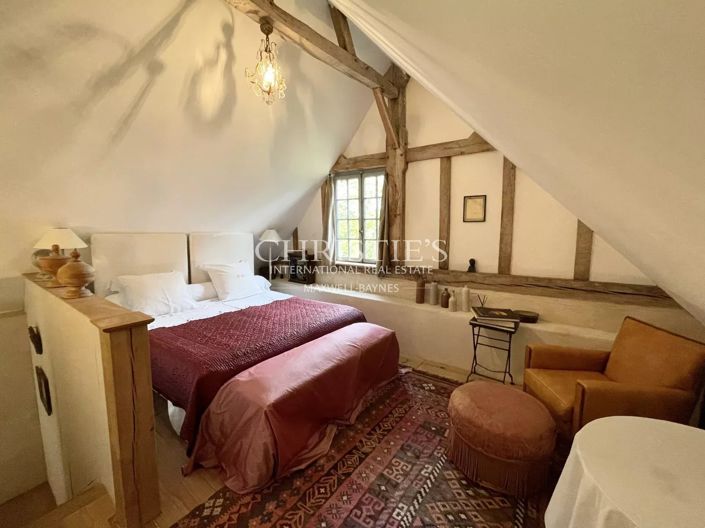 Image No.16-5 Bed House for sale