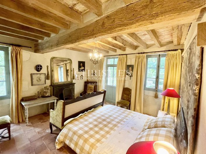 Image No.17-5 Bed House for sale