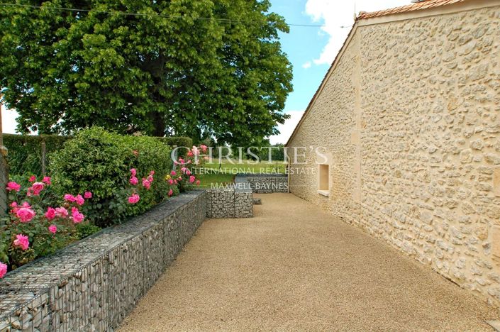 Image No.30-13 Bed House for sale