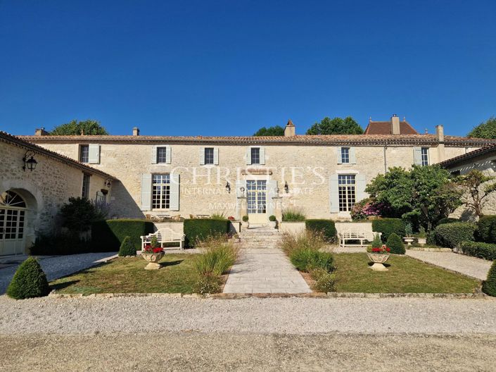 Image No.39-8 Bed Property for sale