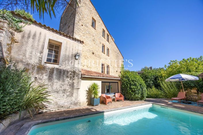 Image No.19-4 Bed House for sale