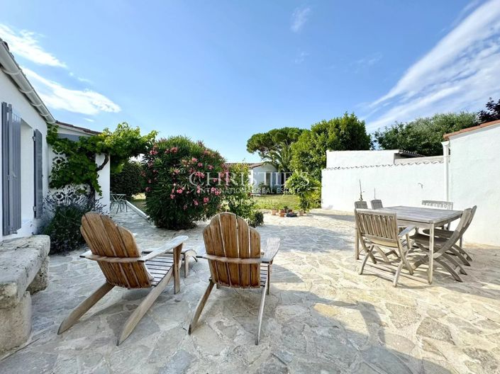 Image No.17-5 Bed House for sale