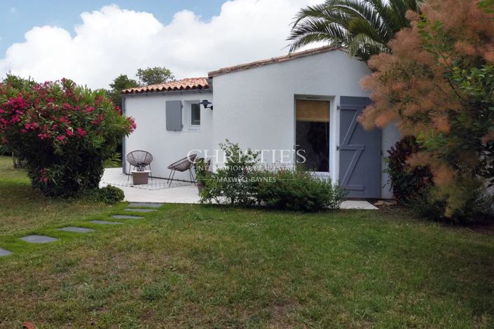 Image No.18-5 Bed House for sale
