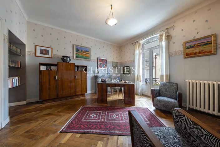 Image No.16-5 Bed House for sale