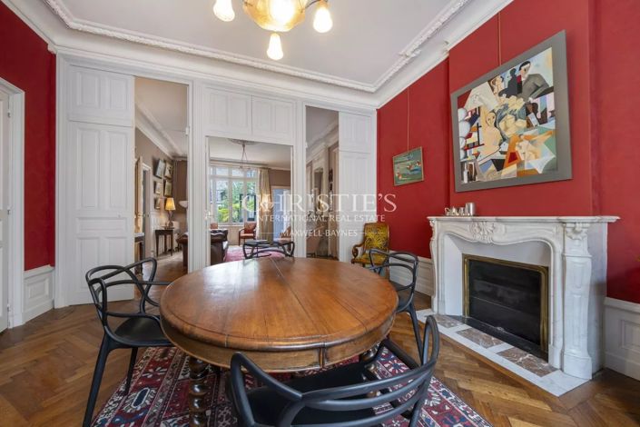 Image No.5-5 Bed House for sale