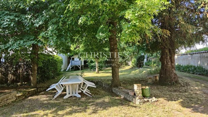 Image No.12-4 Bed House for sale