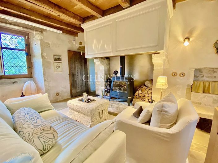 Image No.4-2 Bed House for sale