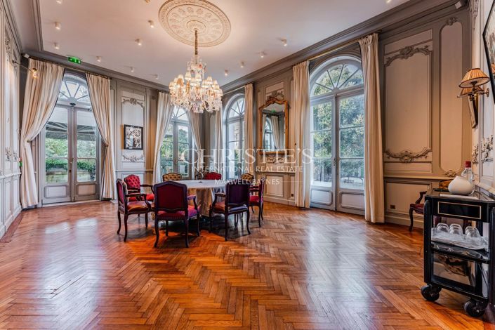 Image No.3-6 Bed Property for sale