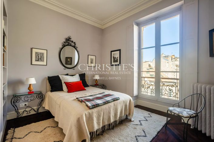 Image No.11-2 Bed Apartment for sale