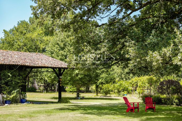 Image No.16-4 Bed House for sale