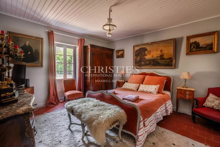 Image No.31-4 Bed House for sale
