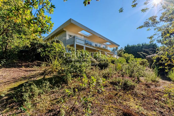 Image No.3-5 Bed House for sale