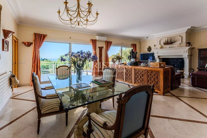 Image No.5-5 Bed House for sale